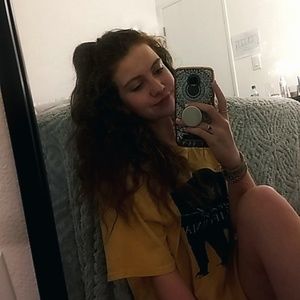 Meet your Posher, Abby